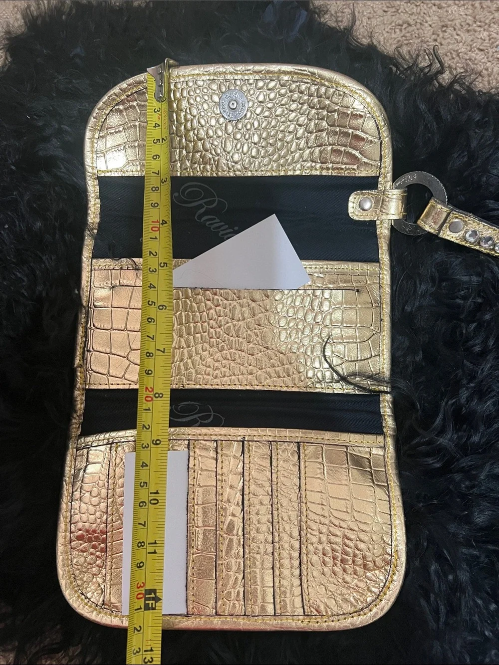 Raviani Gold Faux-Croc l tl with Crystal Heart